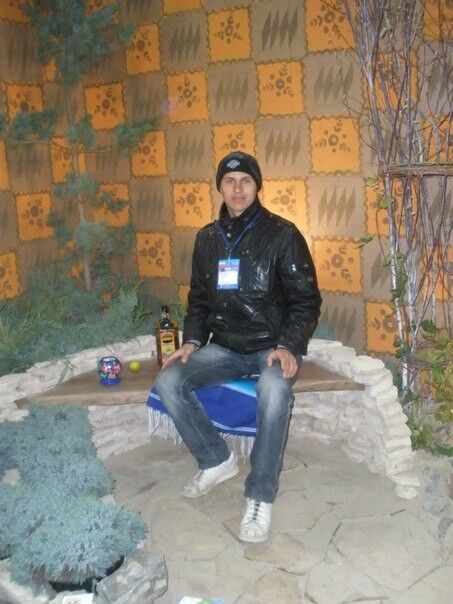  5839483  DAMIR, 32 ,    