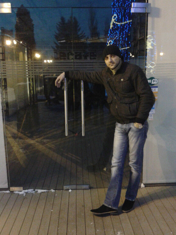  10846143  GOGI, 41 ,    