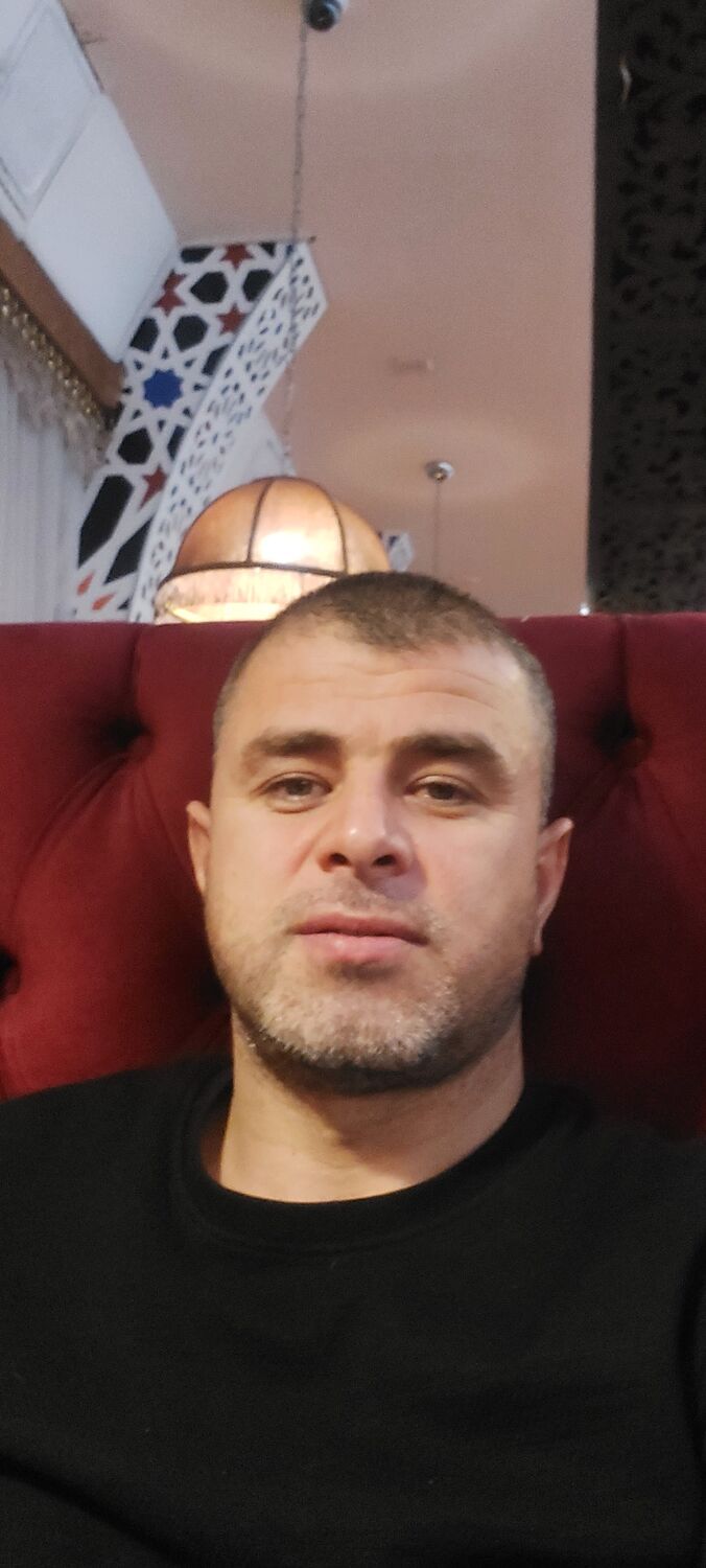  33084133  Damir, 43 ,    