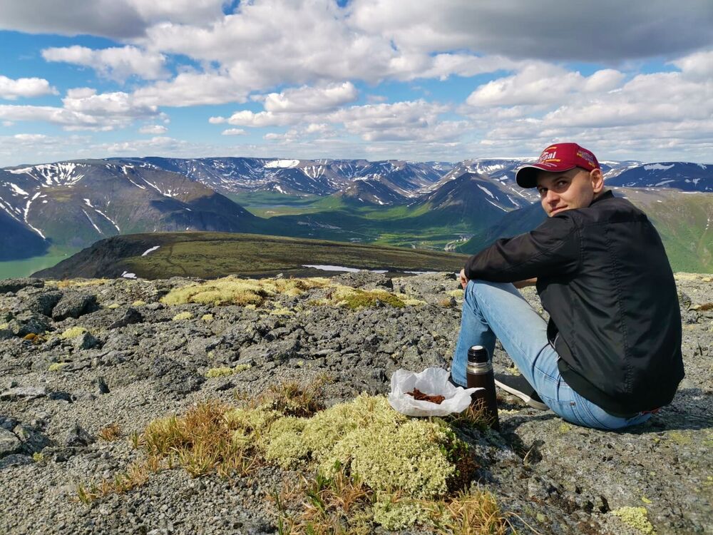  52496363  Amigo, 30 ,     