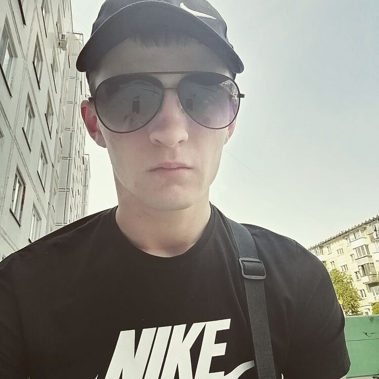  ,   Denis, 27 ,   ,   , c 