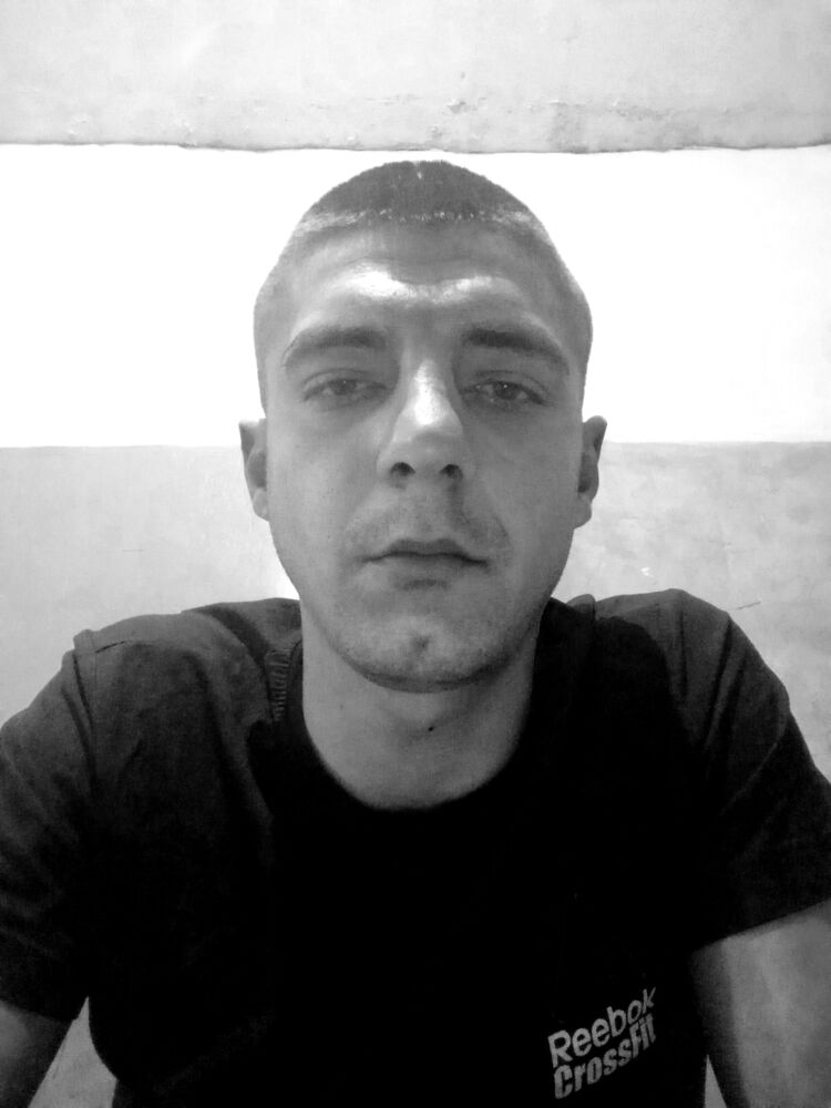  32593403  , 30 ,    