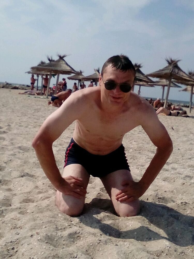  7891763  Ruslan, 48 ,    