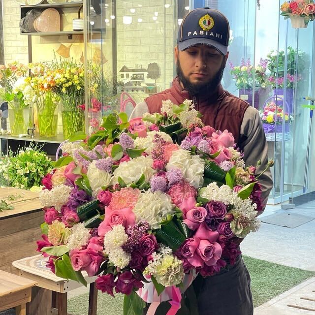  53261933  Abduhalil, 27 ,    