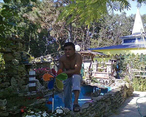  11045443  , 52 ,    