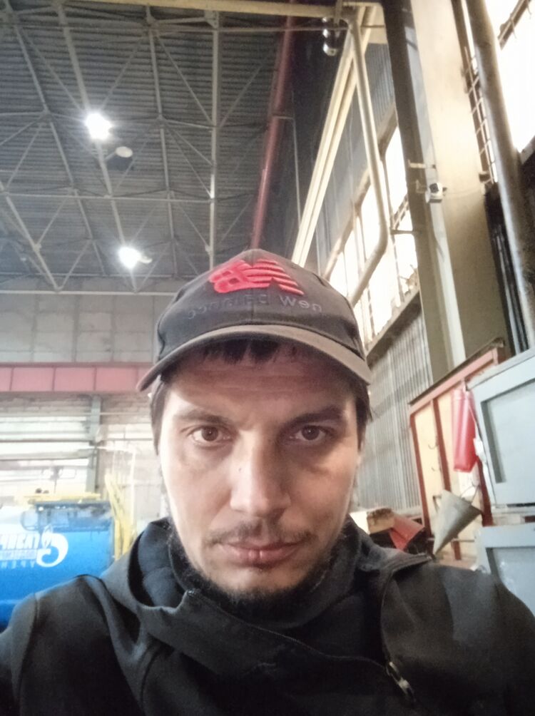 ���� 42109663 ������� ����, 37 ���, ���� ���������� � �������