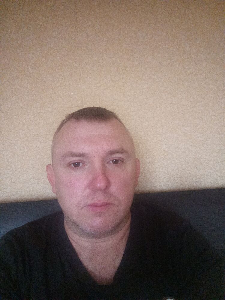  ,   Aleks, 42 ,   ,   