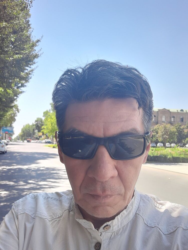  ,   Rinat, 52 ,   ,   