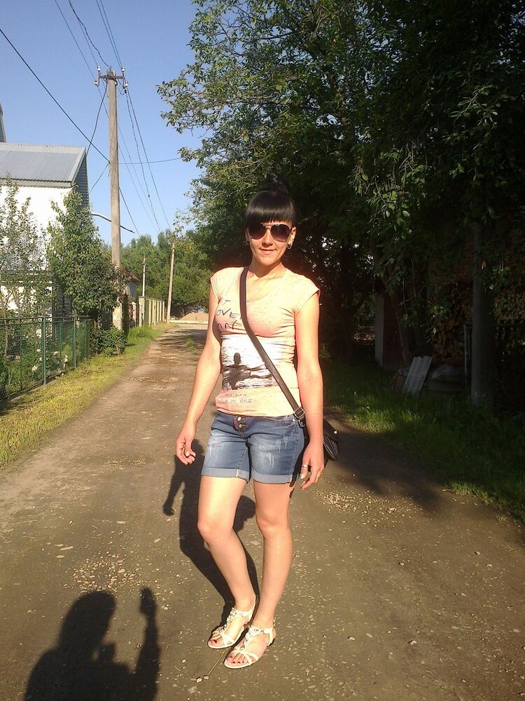  -,   Bruynetochka, 35 ,  