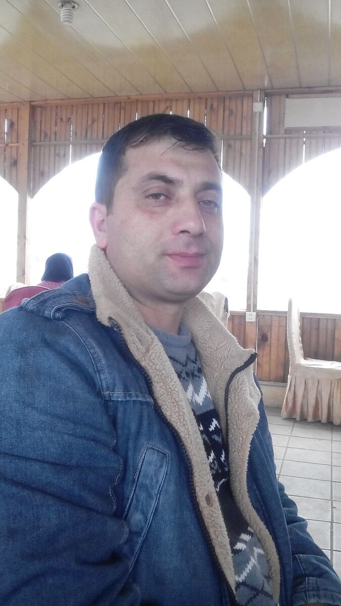  6015693  Resad, 48 ,    