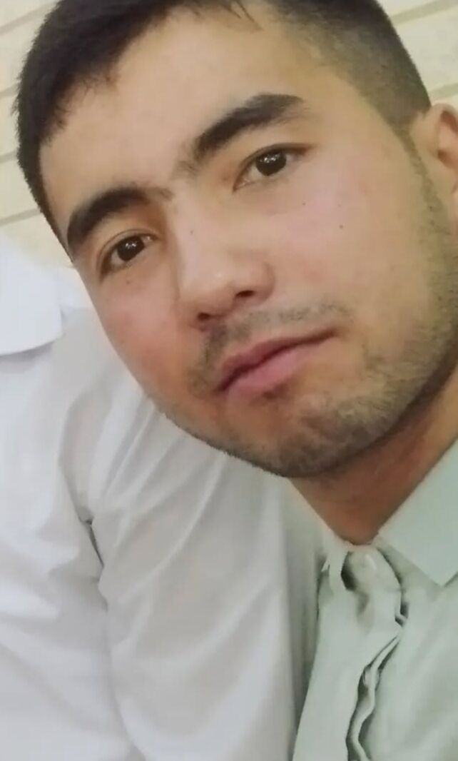  53903943  Atham, 27 ,    