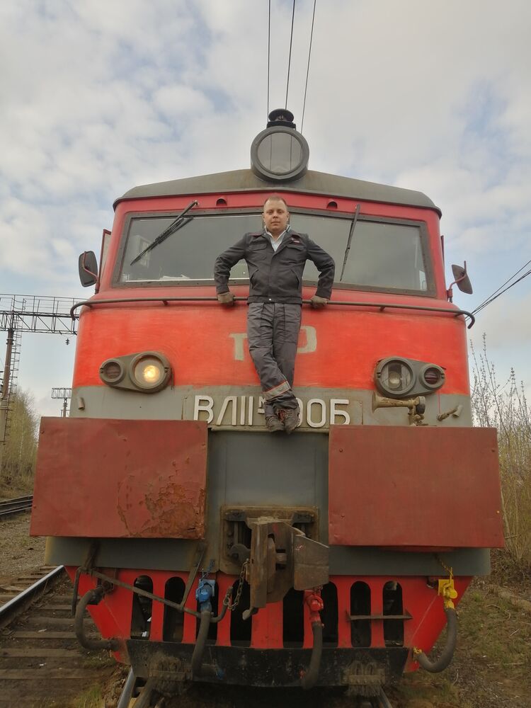  49737763  , 29 ,     