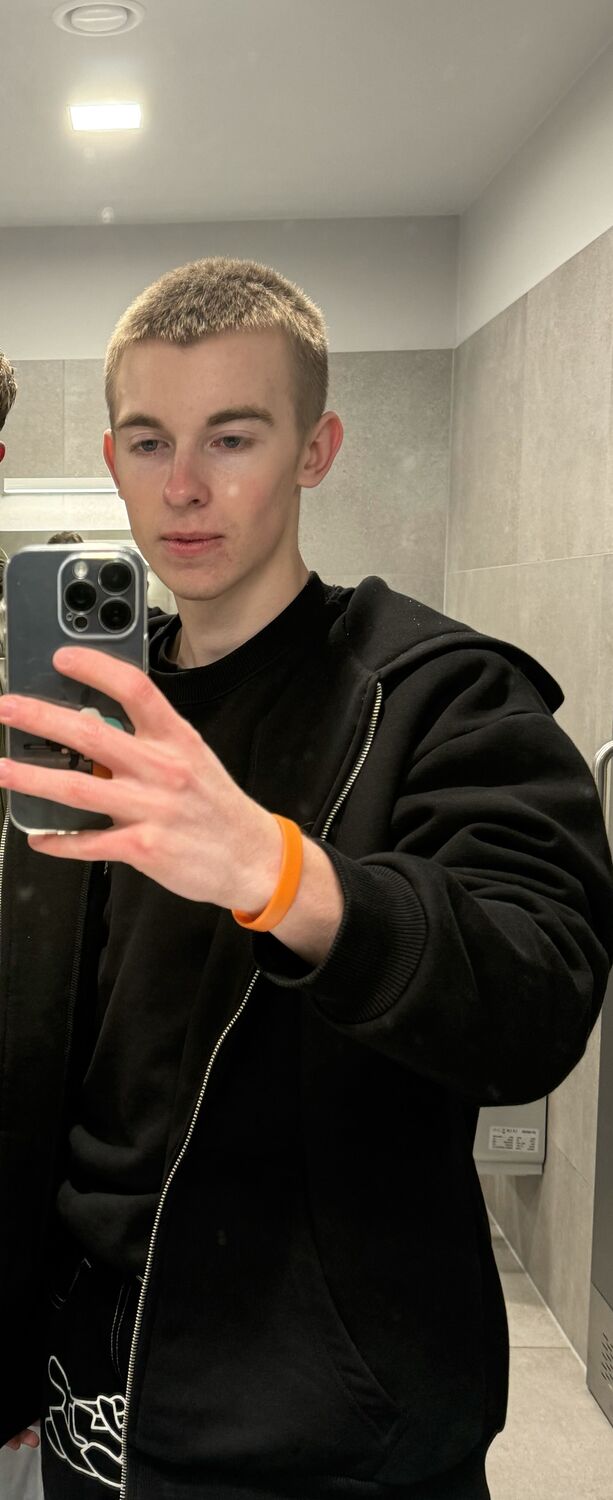  54716703  , 18 ,    Praha