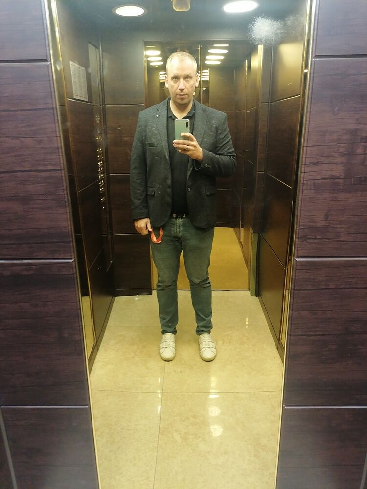  ,   Sergey, 39 ,   ,   
