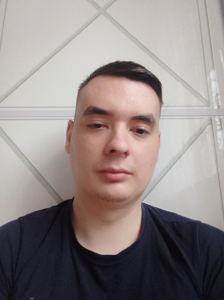  43763023  Ivan, 22 ,    