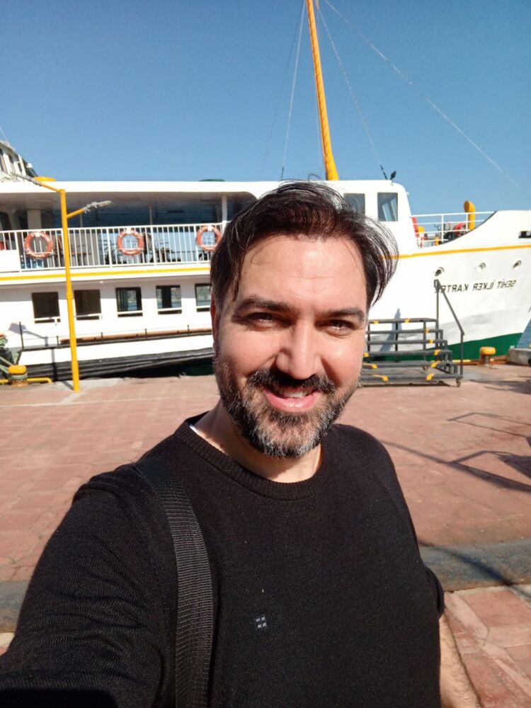  ,   Mimar Aslan, 39 ,   ,   