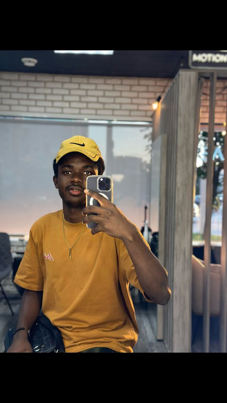 ���� 54715613 ����� Calyxte, 23 ����, ���� ���������� � ������