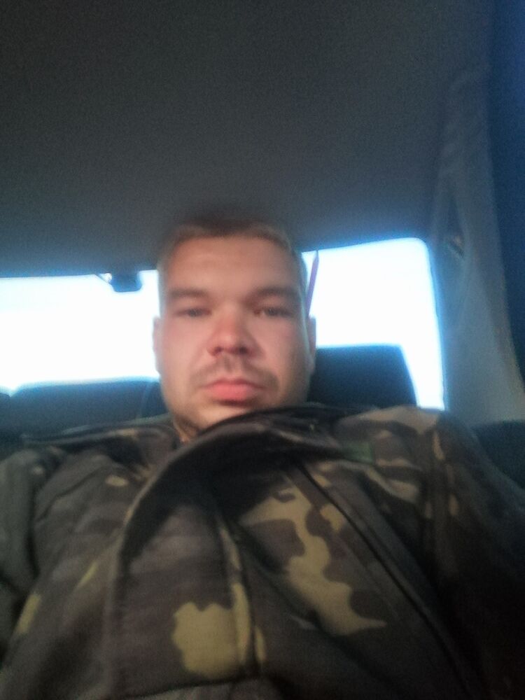  40484383  , 33 ,    