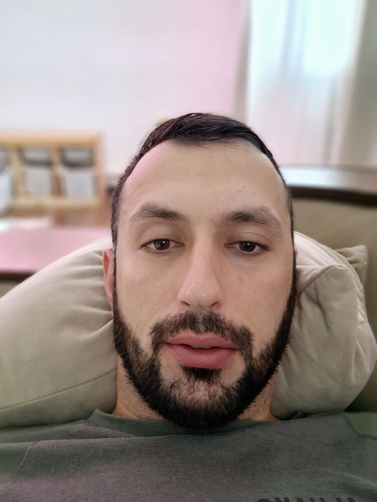  53285643  Lakhammer, 32 ,    