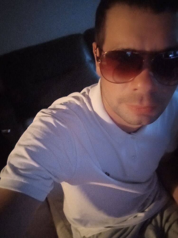  29906133  , 33 ,    