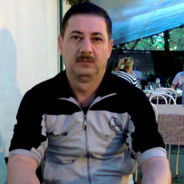  28043203  Elqan, 50 ,    