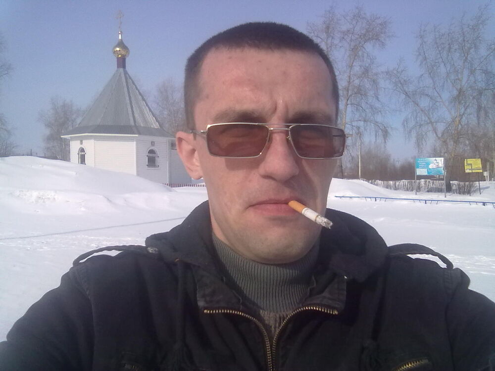  ,   Nik, 45 ,   