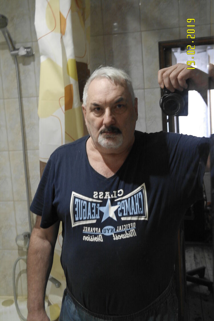  20099143  , 74 ,    
