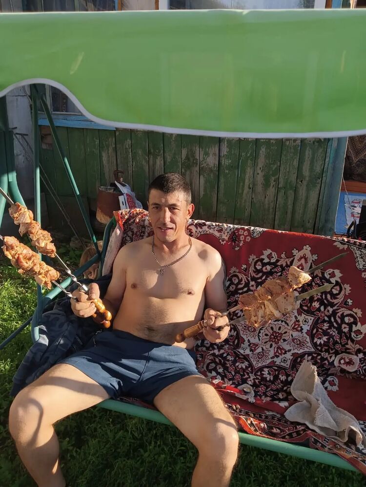  48019523  , 40 ,    