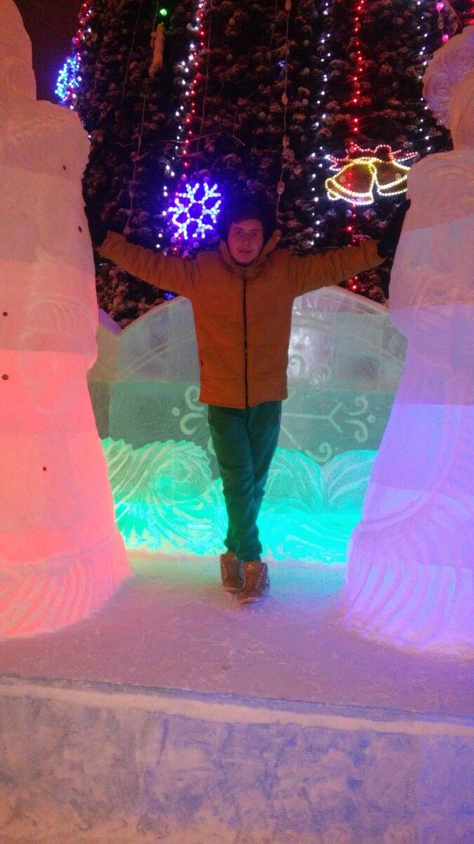  9009083  Akmal, 33 ,    