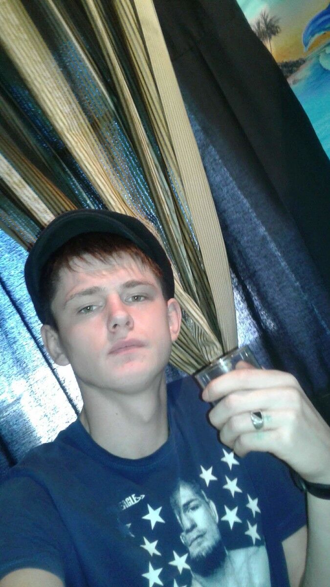  18184123  Serega, 30 ,    