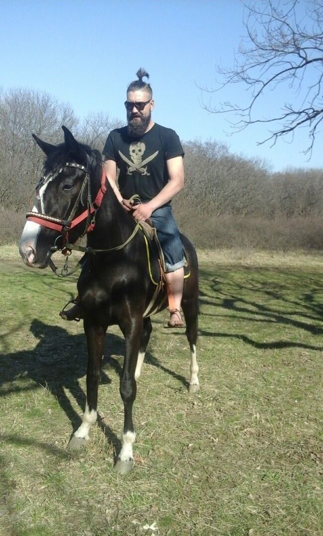  ,   Viktor, 40 ,   ,   , c 