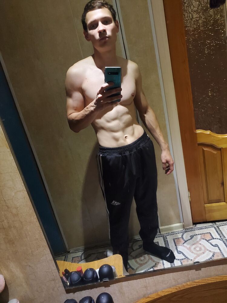  47143803  Vladimir, 24 ,    