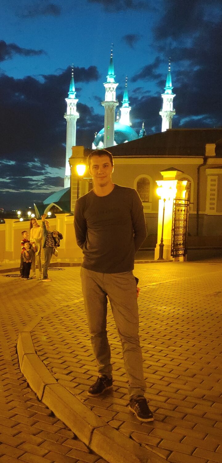  ,   Oleg, 37 ,   , 