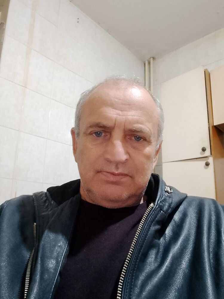  47118083  , 53 ,    