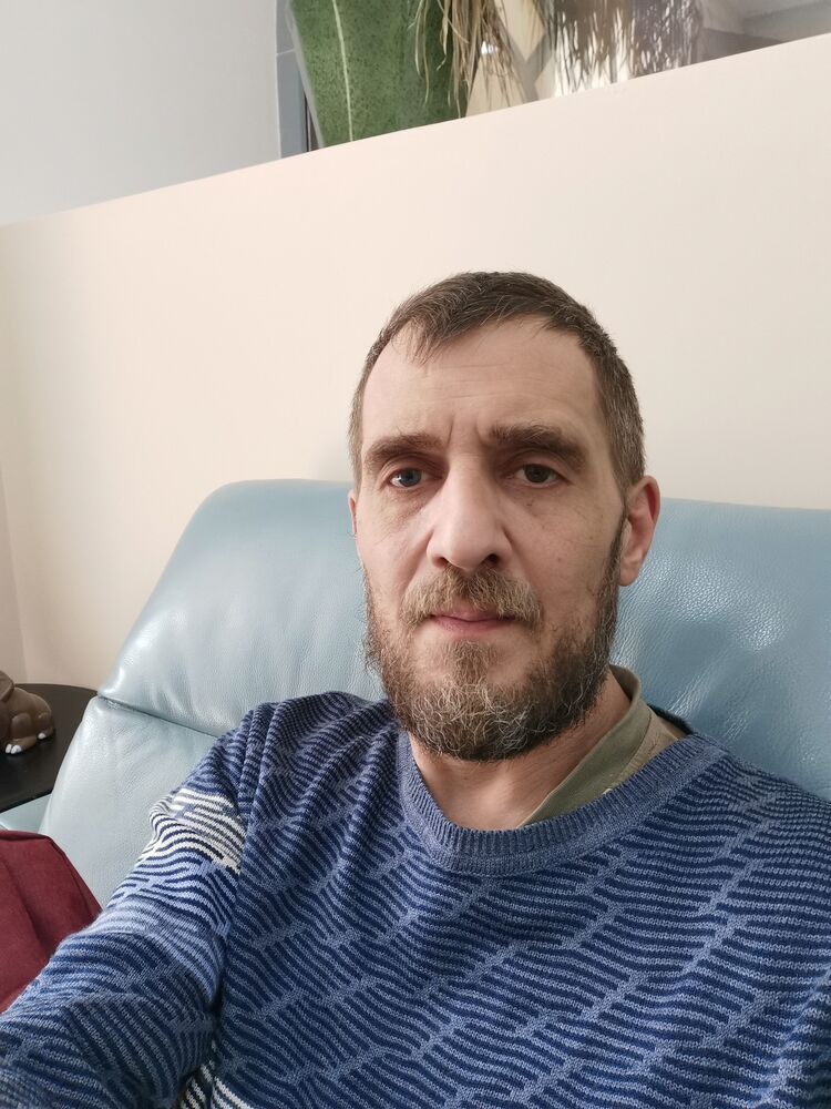  51586673  , 46 ,    
