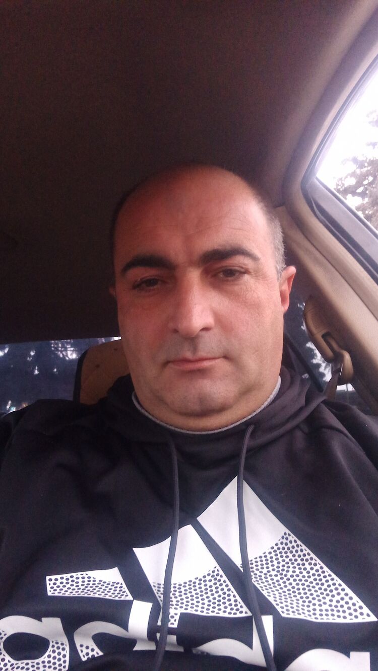  ,   Garik, 46 ,   ,   