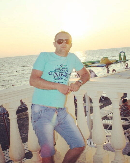  --,   Aleks, 41 ,   