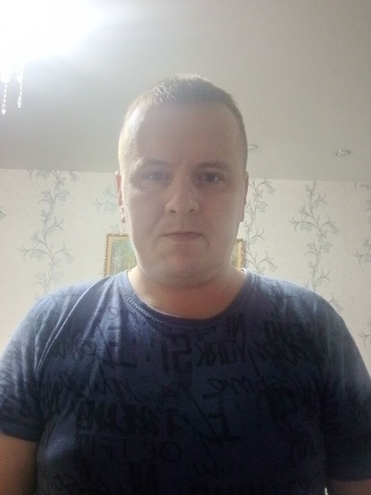  46073993  , 44 ,    