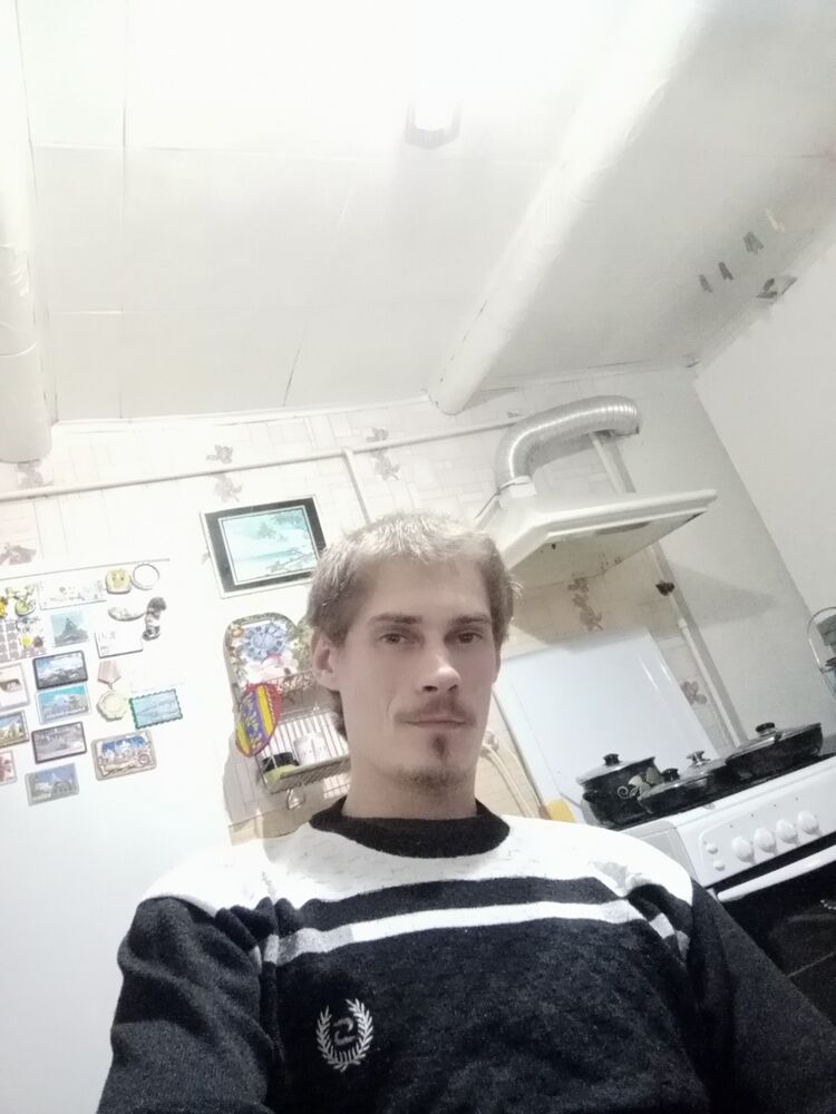  19101993  , 39 ,    