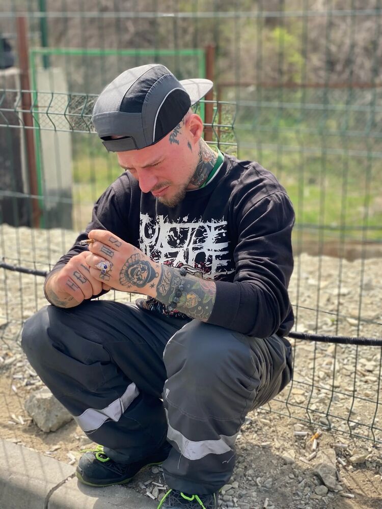  51624243  XxxIvan, 29 ,    