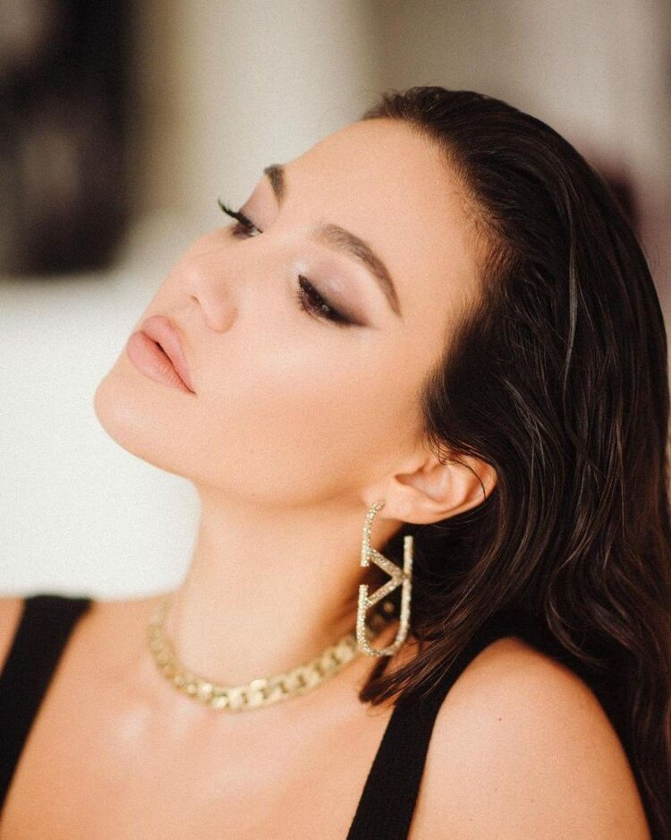 -,   , 22 ,   ,   