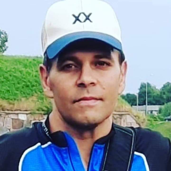  39795553  , 44 ,    