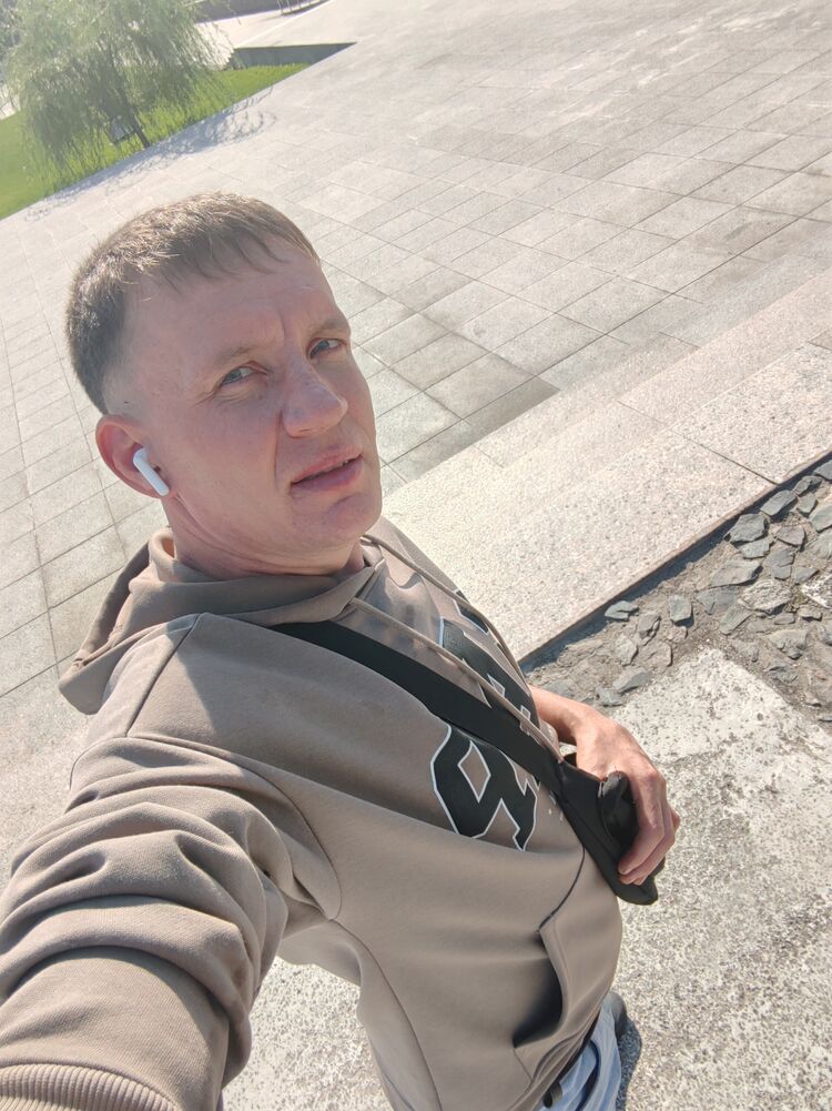  52805673  , 31 ,    