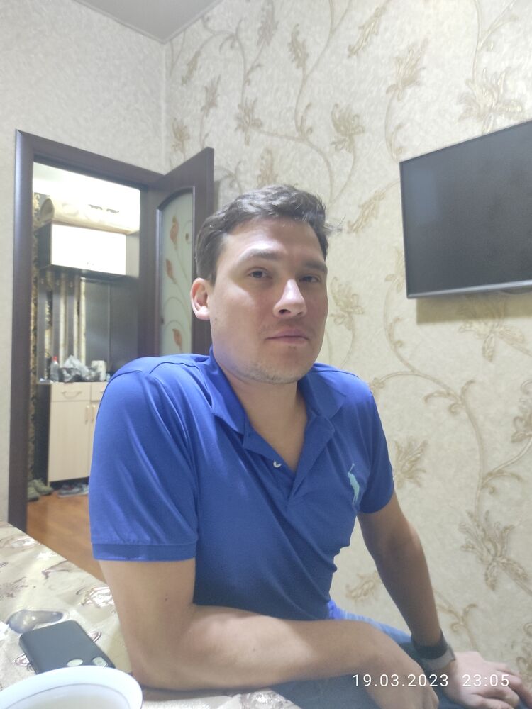  33286343  , 39 ,    