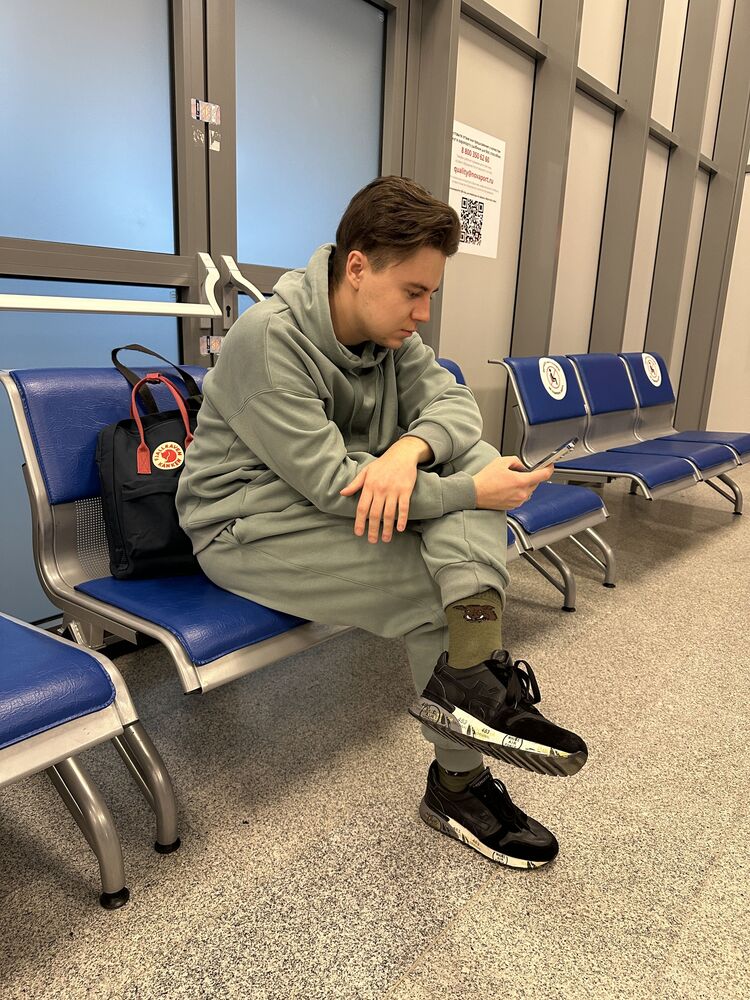  ,   , 27 ,   ,   