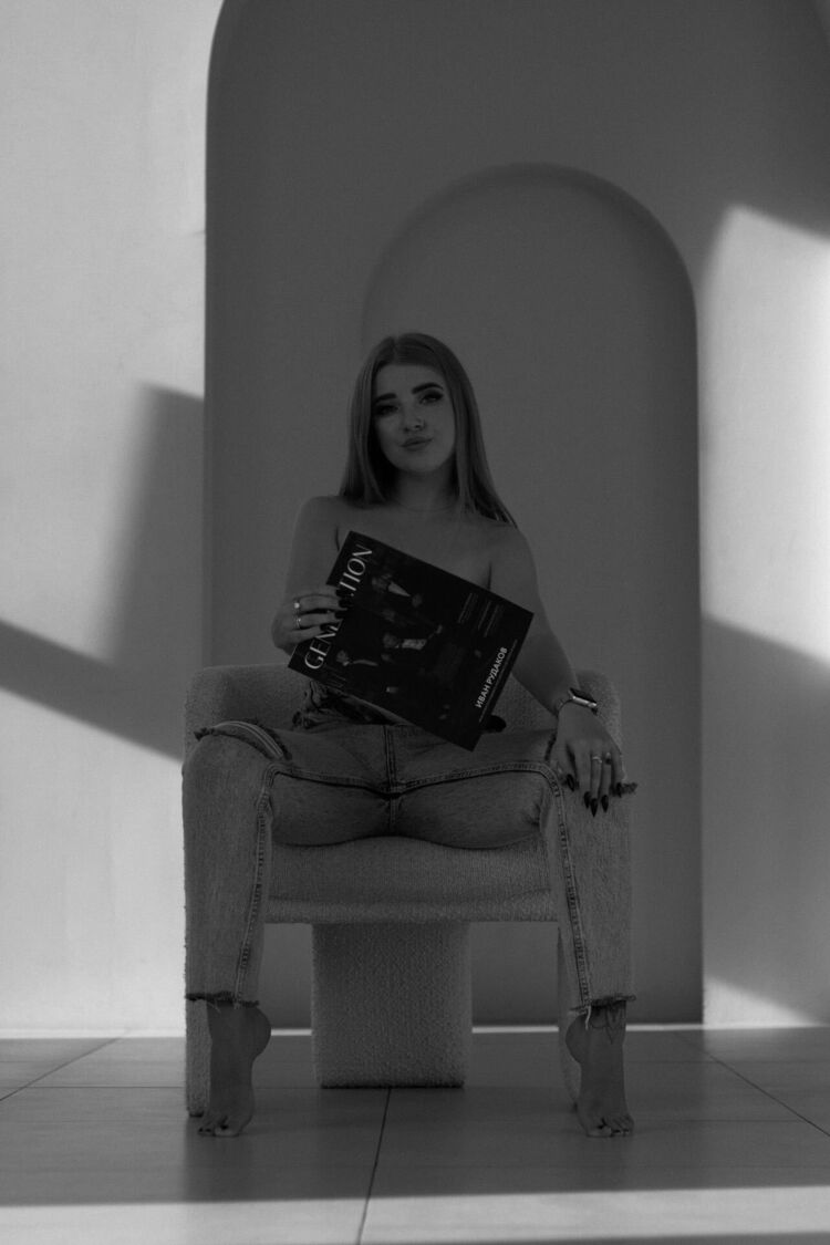  30075373  , 26 ,    -