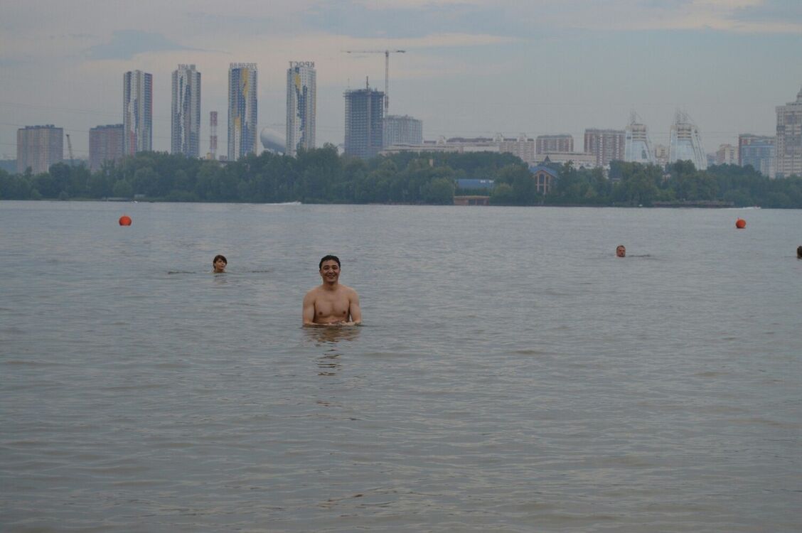  ,   Arman, 37 ,   ,   , c 