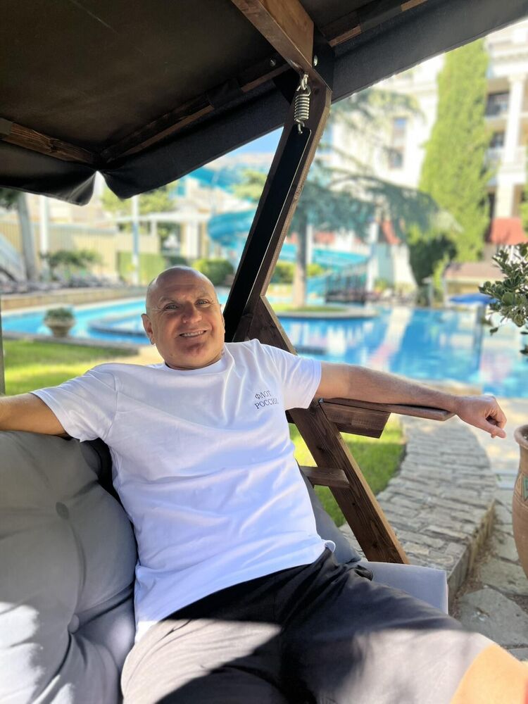  ,   Valeriy, 55 ,   ,   