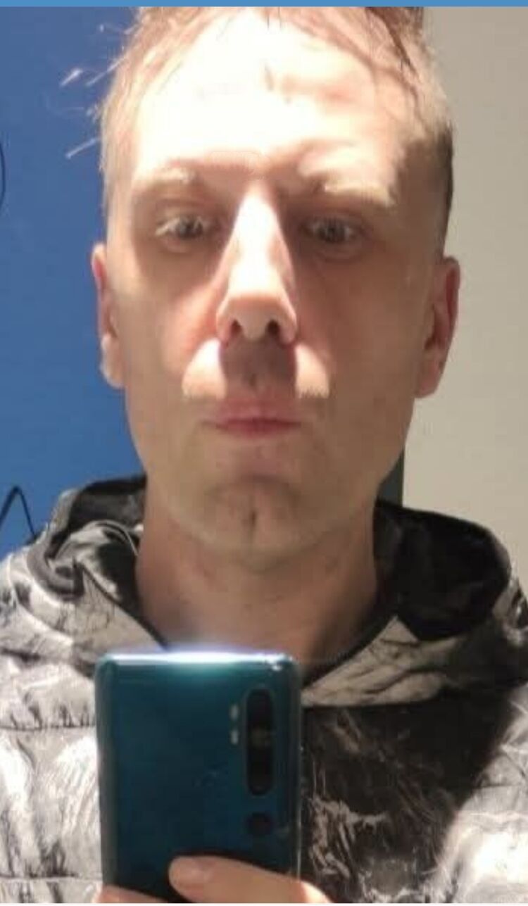  53390773     , 37 ,    