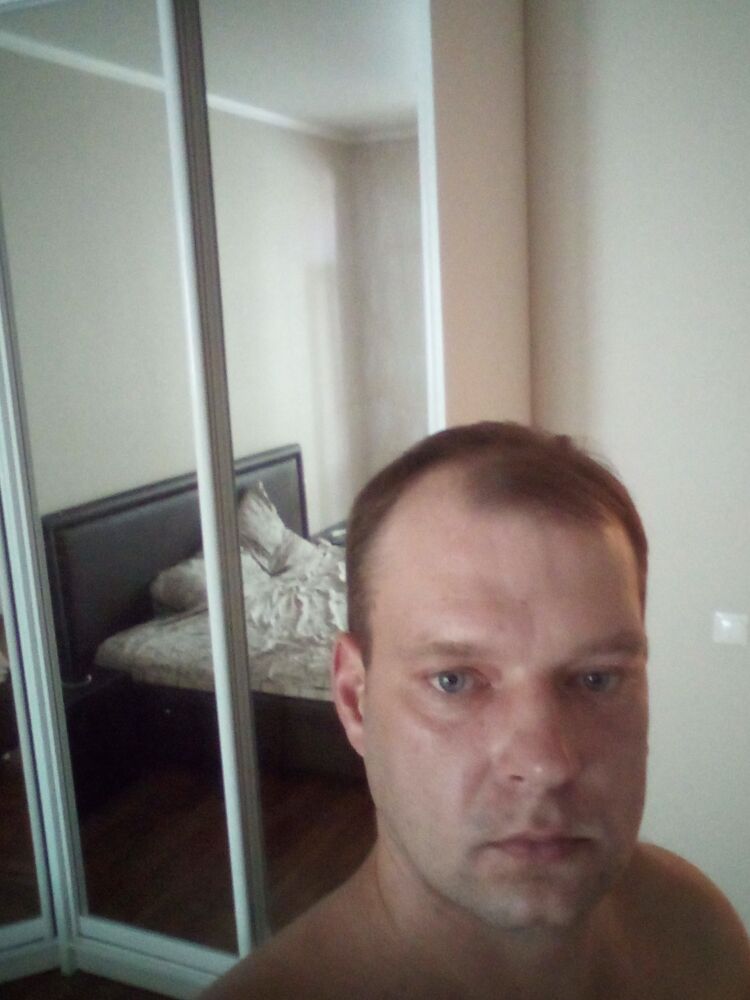  45539103  Alexander, 35 ,    
